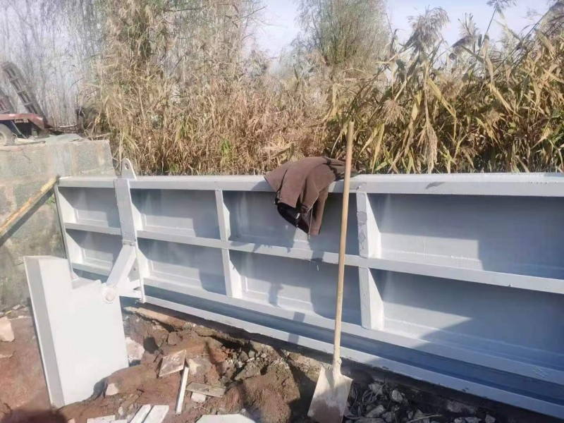 水力自控翻板闸门